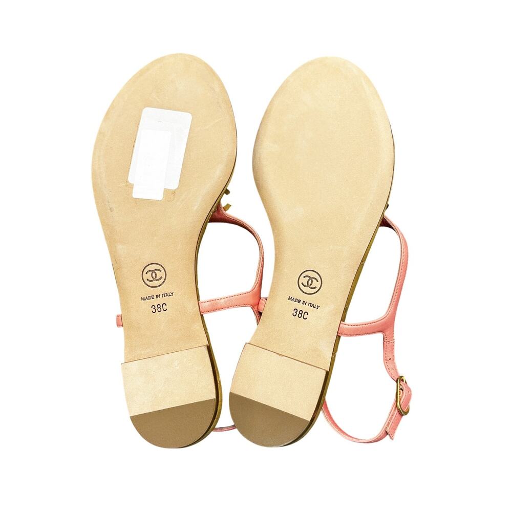 CHANEL Pink Leather Gold CC Quilted T-Strap Thong Flat Sandals 38 NEW - Picture 5 of 6